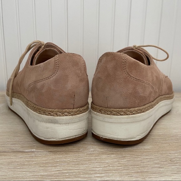 COMFORTABLE CLARKS OXFORD SHOES - Picture 9 of 12